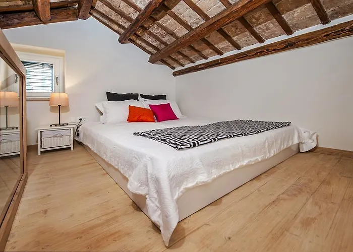 Carera Deluxe Rovinj